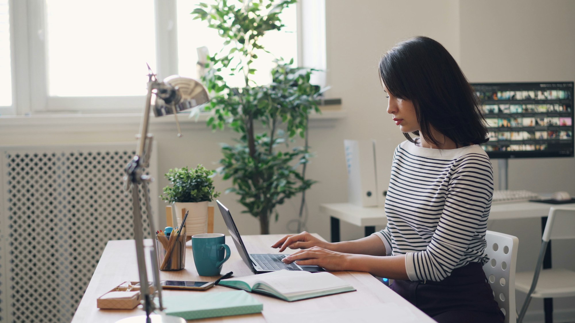 Maximize Your Revenue and Business Performance with HubSpot