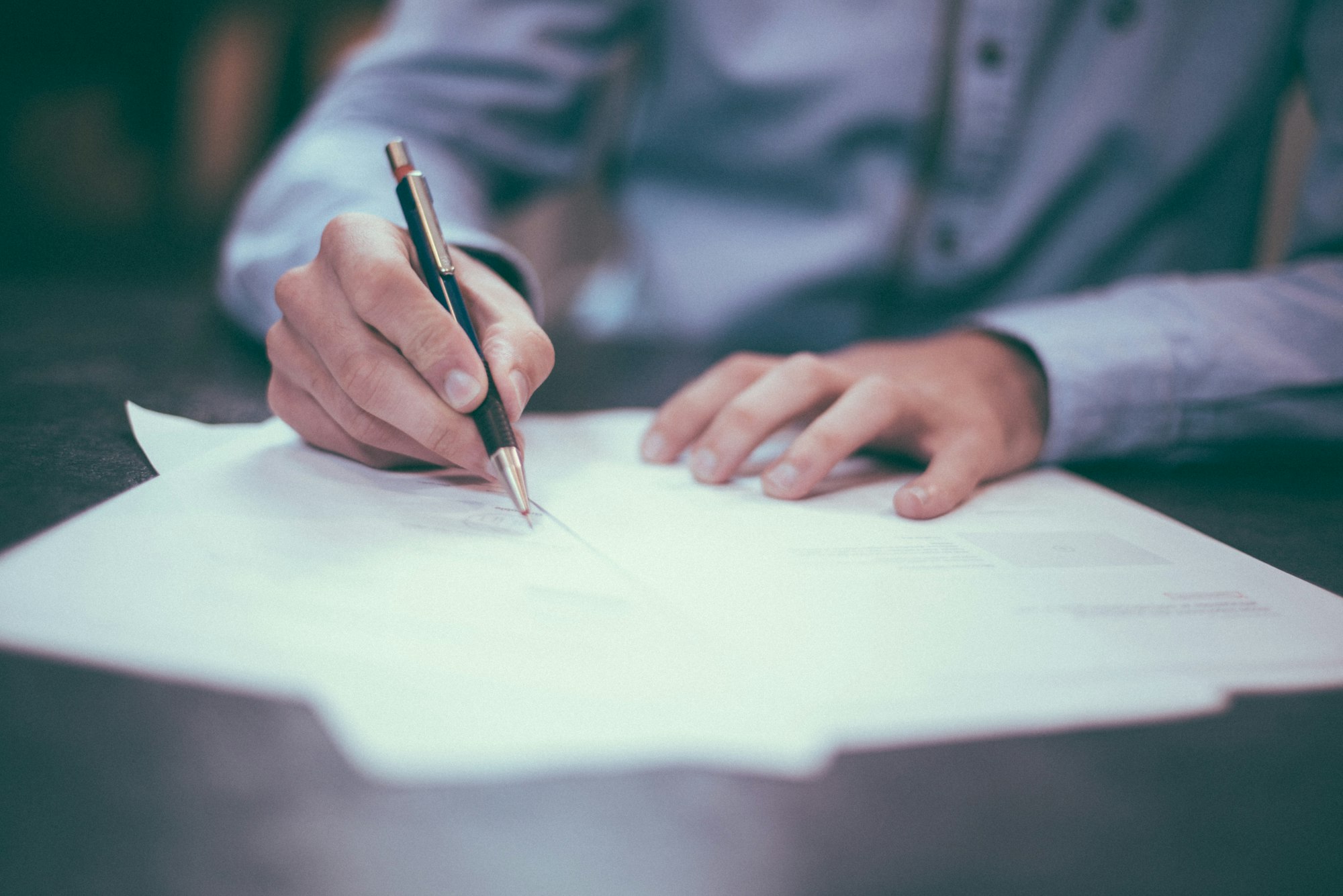 Why Total Expert Sucks and HubSpot Is Your Best Choice