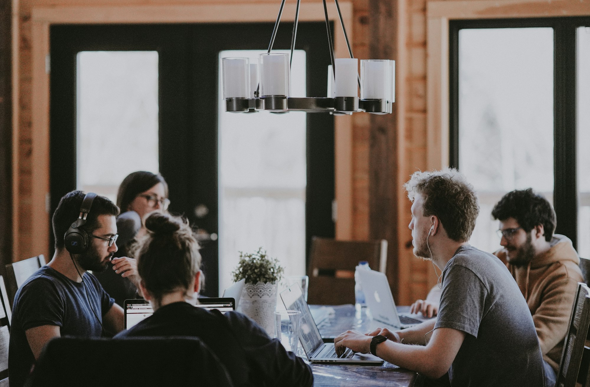 The 10 Best HubSpot Integrations for Sales Teams in Lending