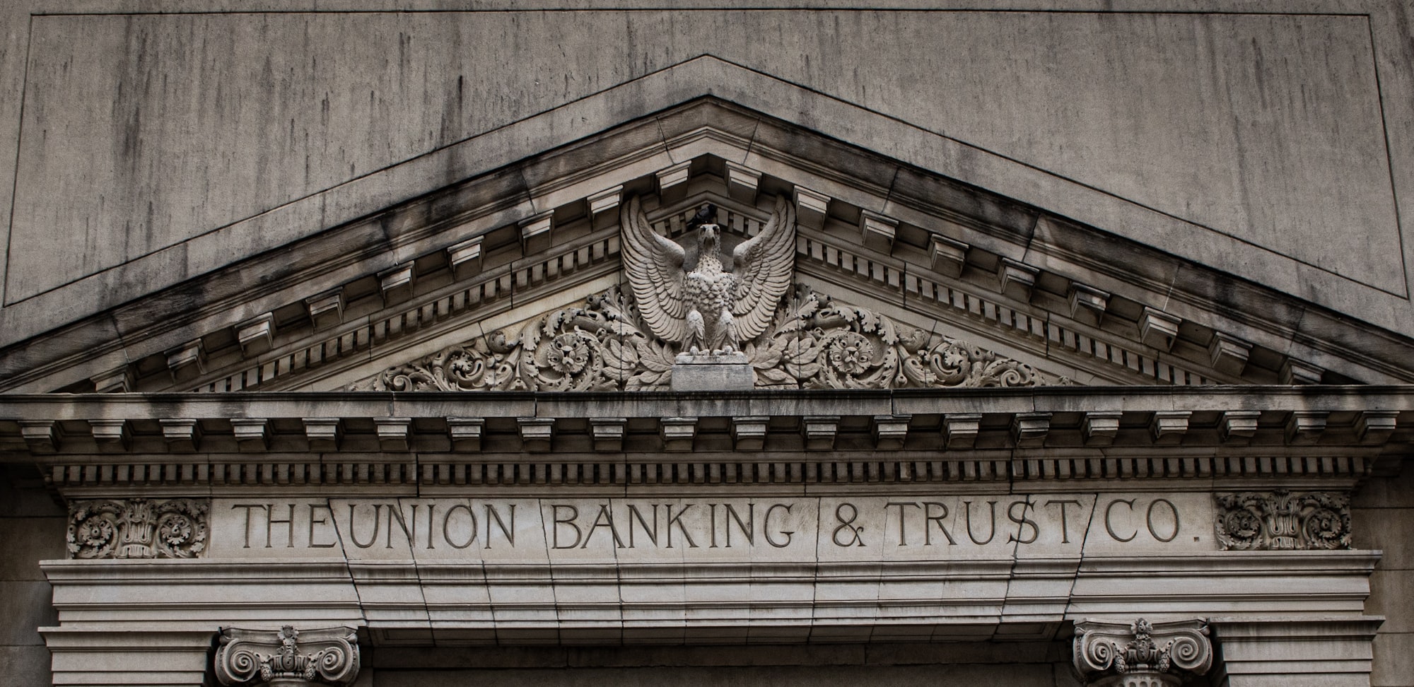 HubSpot CRM vs Legacy Systems: Why Credit Unions Are Switching to Smarter Automation